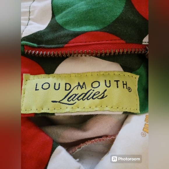 LOUDMOUTH Ladies shorts.  Womens.  Size 10.   Red, green & white polka dots. - Picture 4 of 12